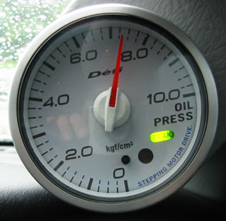 Oil pressure meter